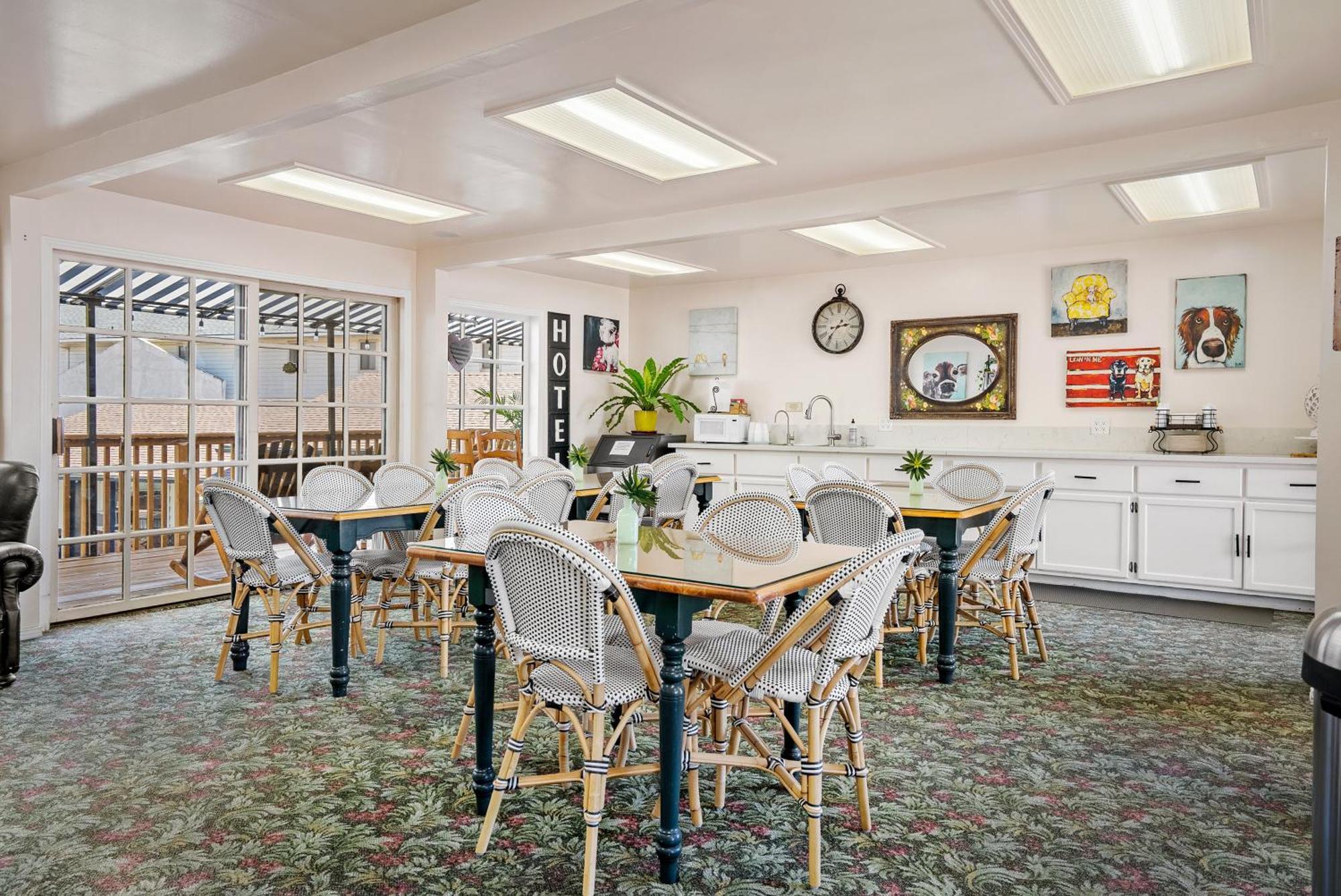 Peach Tree Inn Сан Луис Оубиспоу Екстериор снимка